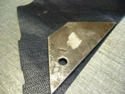 Værktøj til de skarpe kanter på bogen som bogbinder og bogtrykker laver. Læder og skind til bøger