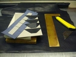 Materiale til skæring og beskæring af indbunden bog til bogsamler. Bogbinders værktøj