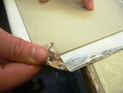 Kanterne og hjørnerne på din bog. Flot indbunden bog til bogsamler